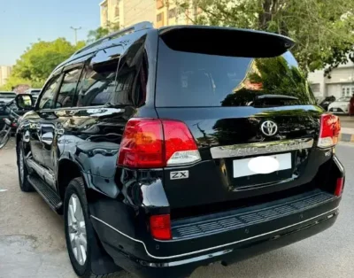 Rent a Car in Lahore | Alto, Cultus, Corolla, Civic & Land Cruiser Rentals – DHA, Gulberg, Model Town