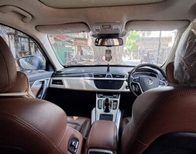 Proton X70 Luxury SUV for Rent in Lahore Defence B – Premium Chauffeur-Driven SUV